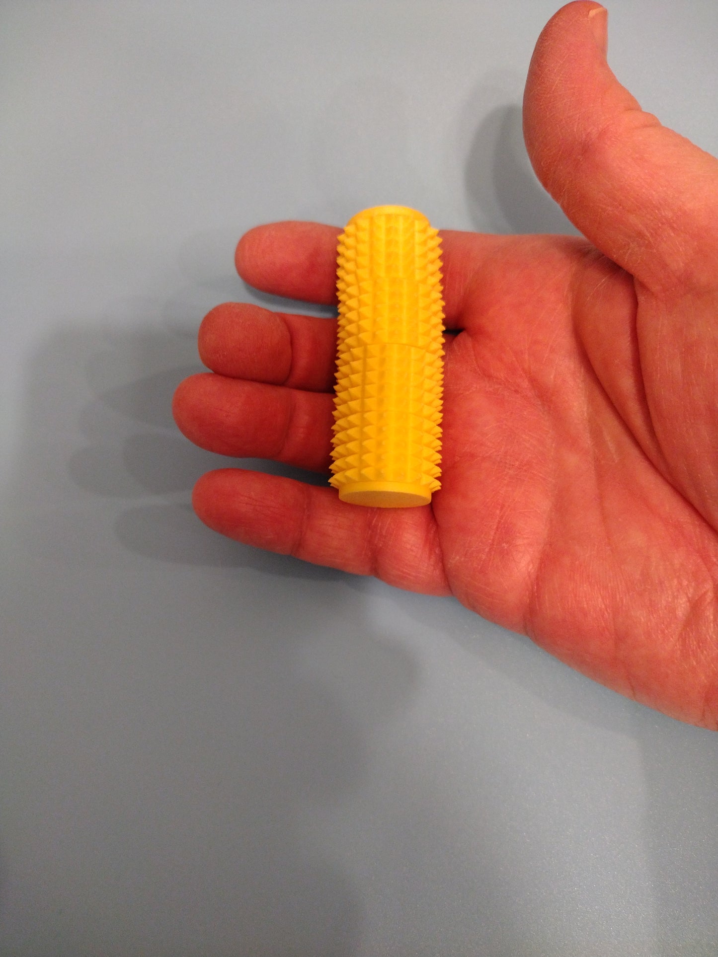 Fidget pain roller movable drums-yellow